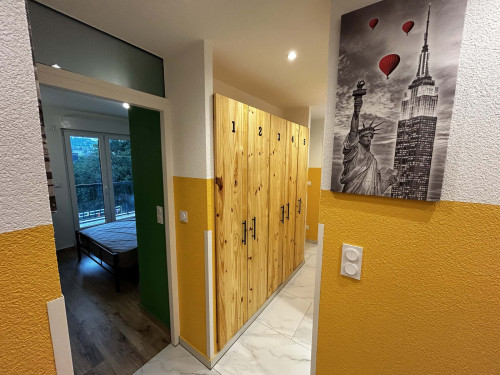 Room in Rue des Tournelles, Annemasse for 80 m² with 5 bedrooms - Gallery - 5
