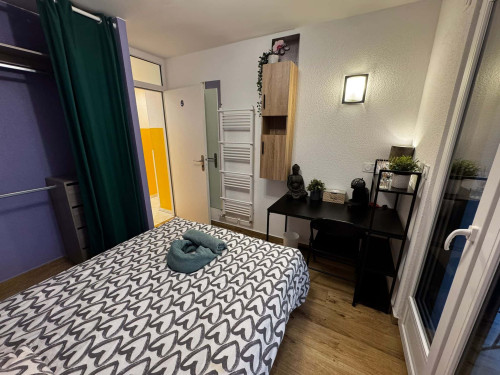 Room in Rue des Tournelles, Annemasse for 80 m² with 5 bedrooms