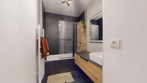 Room in Rue Louis Boutin, Saint-Herblain for 92 m² with 5 bedrooms - Gallery - 13