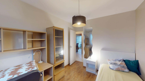 Room in Rue Paul Helbronner, Grenoble for 92 m² with 4 bedrooms - Gallery - 10