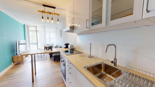 Room in Rue Auguste Renoir, Talence for 63 m² with 4 bedrooms - Gallery - 9