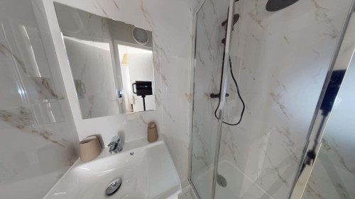 Room in Rue Auguste Renoir, Talence for 63 m² with 4 bedrooms - Gallery - 17
