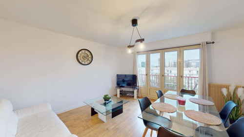 Room in Rue Frédéric Mistral, Rennes for 92 m² with 5 bedrooms