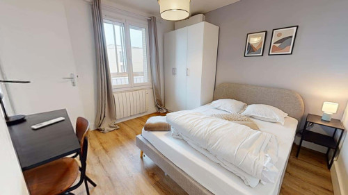 Room in Rue René, Villeurbanne for 72 m² with 4 bedrooms - Gallery - 17