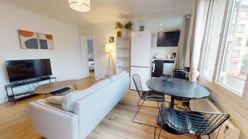 Room in Rue René, Villeurbanne for 72 m² with 4 bedrooms - Gallery - 11