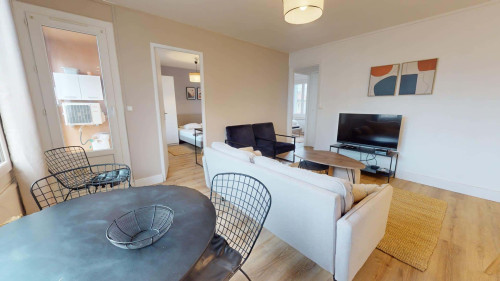 Room in Rue René, Villeurbanne for 72 m² with 4 bedrooms - Gallery - 12