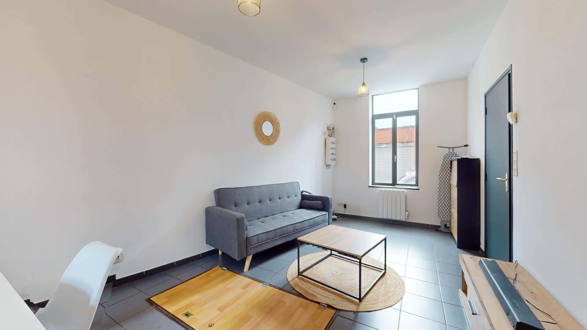 Room In Rue Monge, Roubaix For 90 M² With 3 Bedrooms - 1
