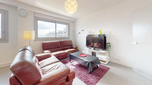 Room in Avenue Maurice Thorez, Vénissieux for 86 m² with 3 bedrooms - Gallery - 13