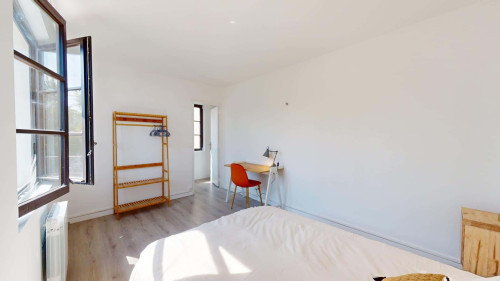 Room in Impasse Guillet, Villeurbanne for 260 m² with 12 bedrooms - Gallery - 19