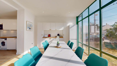 Room in Impasse Guillet, Villeurbanne for 260 m² with 12 bedrooms - Gallery - 17