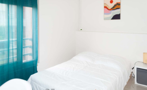 Room in Rue Vincent Van Gogh, Toulouse for 85 m² with 5 bedrooms
