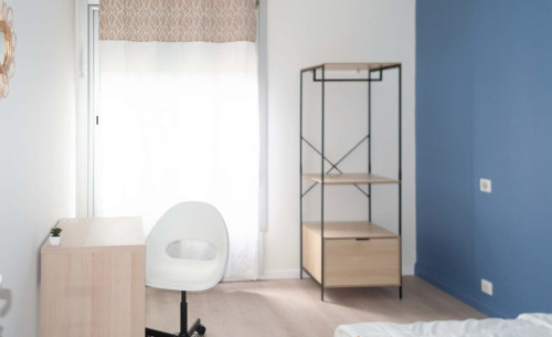 Room in Rue Vincent Van Gogh, Toulouse for 85 m² with 5 bedrooms - Gallery - 7