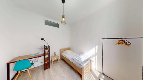 Room in Rue Decreme, Roubaix for 121 m² with 4 bedrooms