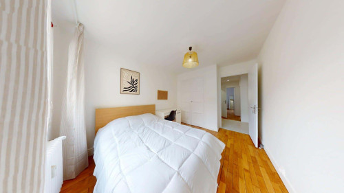 Room in Rue Paul Verlaine, Villeurbanne for 107 m² with 6 bedrooms - Gallery - 17