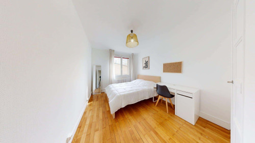 Room in Rue Paul Verlaine, Villeurbanne for 107 m² with 6 bedrooms - Gallery - 18