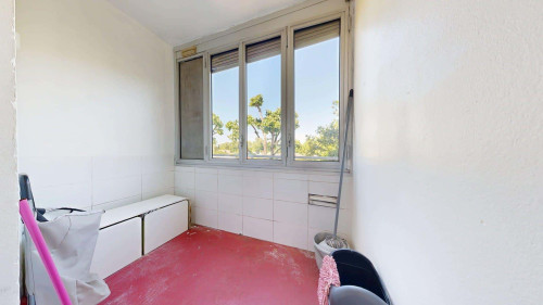 Room in Rue de la Feyssine, Villeurbanne for 66 m² with 3 bedrooms