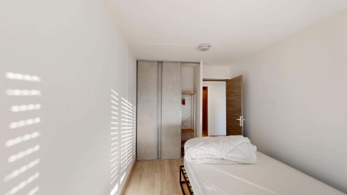 Room in Rue Jean Claude Perillat, Annemasse for 68 m² with 3 bedrooms - Gallery - 11