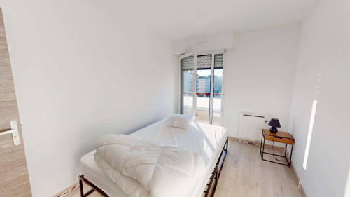 Room in Rue Jean Claude Perillat, Annemasse for 68 m² with 3 bedrooms - Gallery - 12