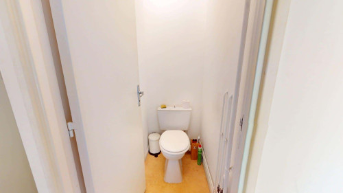 Room in Square du Haut Blosne, Rennes for 90 m² with 4 bedrooms - Gallery - 3
