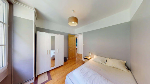 Room in Boulevard du Grand Cerf, Poitiers for 95 m² with 4 bedrooms