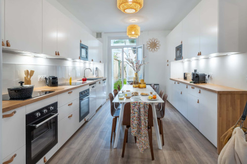 Room in Avenue Jean Jaurès, Vénissieux for 201 m² with 8 bedrooms - Gallery - 9
