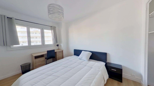 Room in Avenue Aristide Briand, Toulon for 67 m² with 3 bedrooms - Gallery - 21