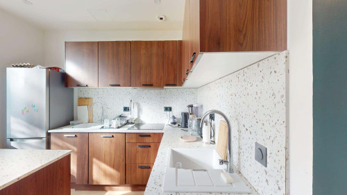 Room in Avenue du Progrès, Vitry-sur-Seine for 290 m² with 11 bedrooms - Gallery - 21