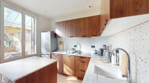 Room in Avenue du Progrès, Vitry-sur-Seine for 290 m² with 11 bedrooms - Gallery - 24