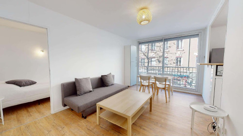 Room in Rue Flachet, Villeurbanne for 67 m² with 4 bedrooms