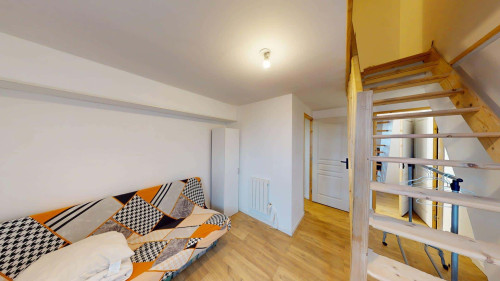 Room in Avenue des Nations Unies, Roubaix for 155 m² with 6 bedrooms