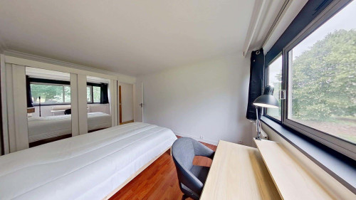 Room in Rue du 11 Novembre, Déville-lès-Rouen for 106 m² with 5 bedrooms