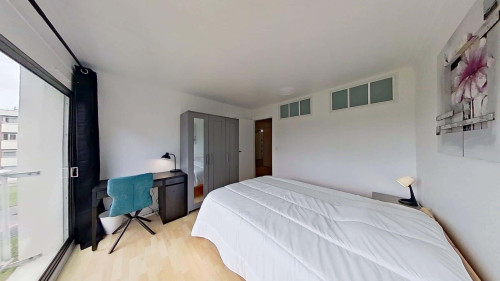 Room in Rue du 11 Novembre, Déville-lès-Rouen for 106 m² with 5 bedrooms