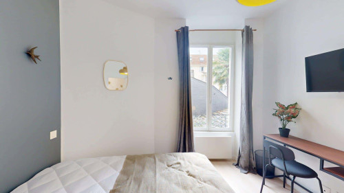 Room in Rue Manescau, Pau for 96 m² with 5 bedrooms - Gallery - 20