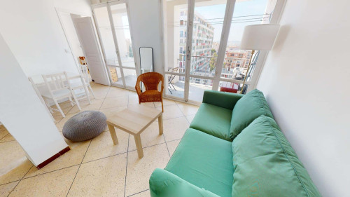 Room in Boulevard de la Révolution, Marseille for 74 m² with 5 bedrooms - Gallery - 3