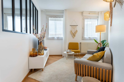 Room in Cours Émile-Zola, Villeurbanne for 76 m² with 3 bedrooms - Gallery - 9