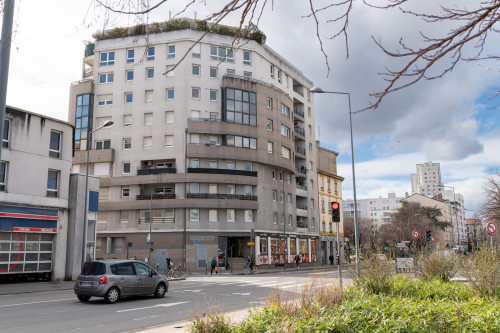 Room in Cours Émile-Zola, Villeurbanne for 76 m² with 3 bedrooms - Gallery - 13