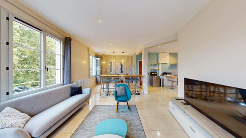 Room in Rue de l'Intendant le Nain, Poitiers for 146 m² with 6 bedrooms - Gallery - 5
