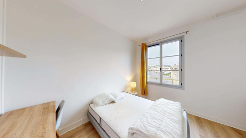 Room in Rue de l'Intendant le Nain, Poitiers for 146 m² with 6 bedrooms