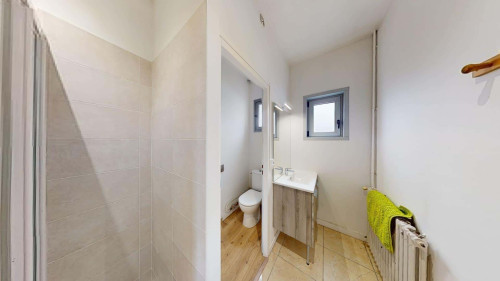 Room in Rue de l'Intendant le Nain, Poitiers for 146 m² with 6 bedrooms - Gallery - 13