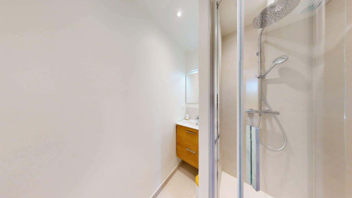 Room in Carré de Saxe, Rennes for 84 m² with 5 bedrooms - Gallery - 7