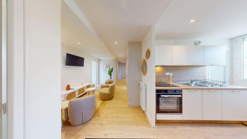Room in Carré de Saxe, Rennes for 84 m² with 5 bedrooms - Gallery - 4