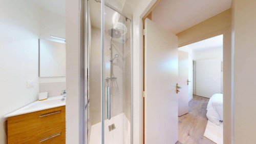Room in Carré de Saxe, Rennes for 84 m² with 5 bedrooms - Gallery - 8