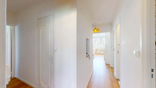 Room in Square des Cloteaux, Rennes for 80 m² with 4 bedrooms - Gallery - 4