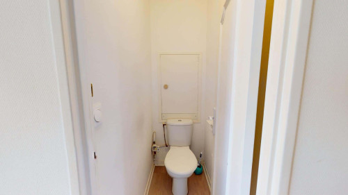 Room in Square des Cloteaux, Rennes for 80 m² with 4 bedrooms - Gallery - 3
