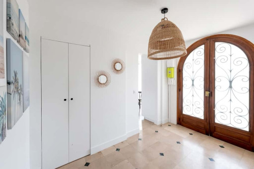 Room in Rue Calixte Camelle, Talence for 178 m² with 10 bedrooms