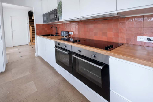 Room in Rue Calixte Camelle, Talence for 178 m² with 10 bedrooms - Gallery - 18