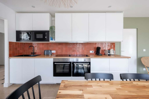 Room in Rue Calixte Camelle, Talence for 178 m² with 10 bedrooms - Gallery - 17