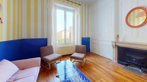 Apartment in Rue de la République, Oullins-Pierre-Bénite for 52 m² with 2 bedrooms - Gallery - 20