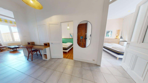 Apartment in Rue de la République, Oullins-Pierre-Bénite for 52 m² with 2 bedrooms - Gallery - 6