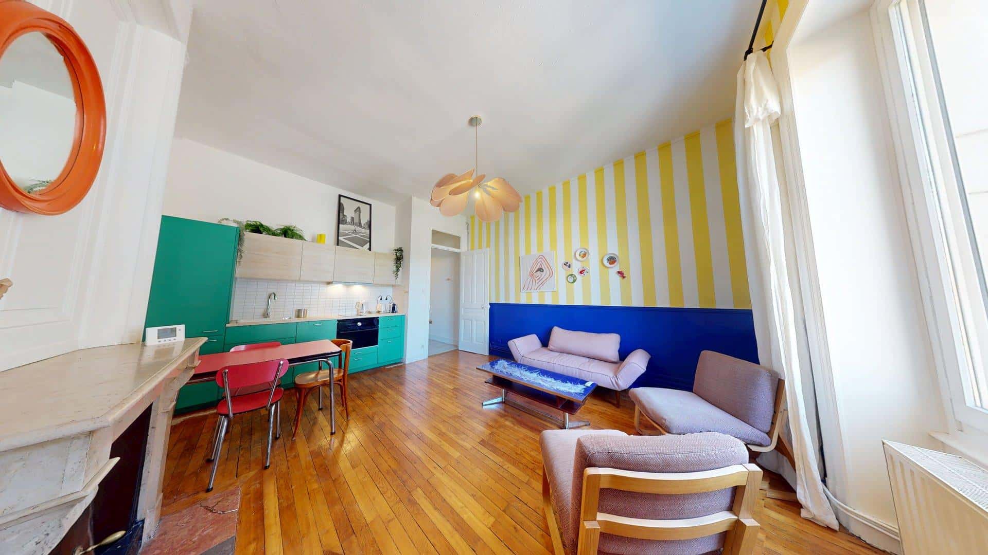 Apartment In Rue De La République, Oullins-Pierre-Bénite For 52 M² With 2 Bedrooms - 1